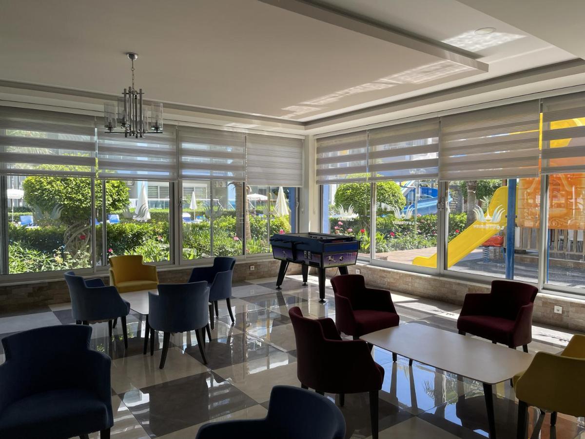 Sa Apartments! 300M To The Beach 알란야 외부 사진