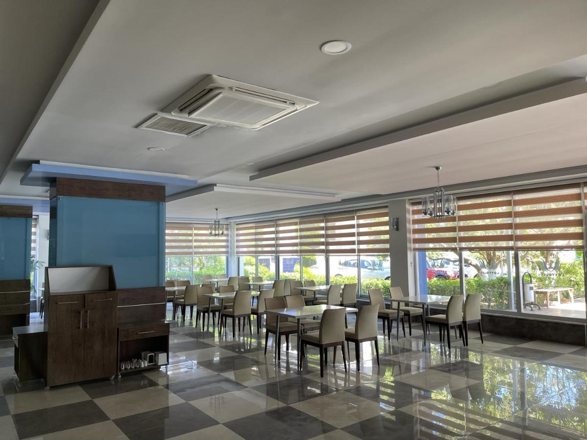 Sa Apartments! 300M To The Beach 알란야 외부 사진
