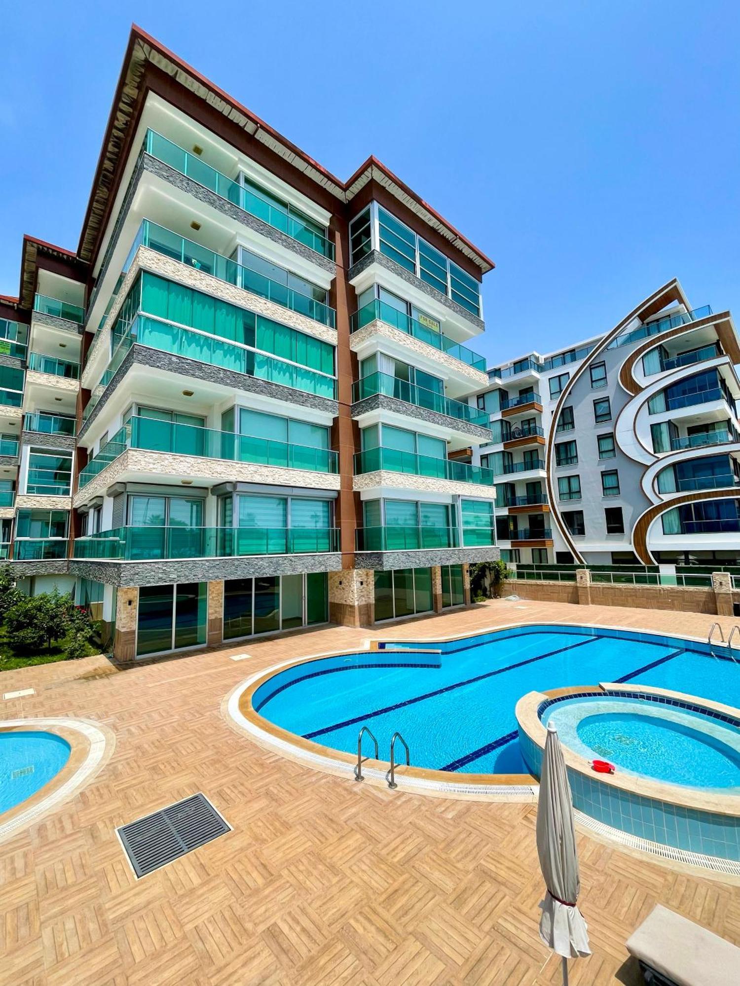 Sa Apartments! 300M To The Beach 알란야 외부 사진