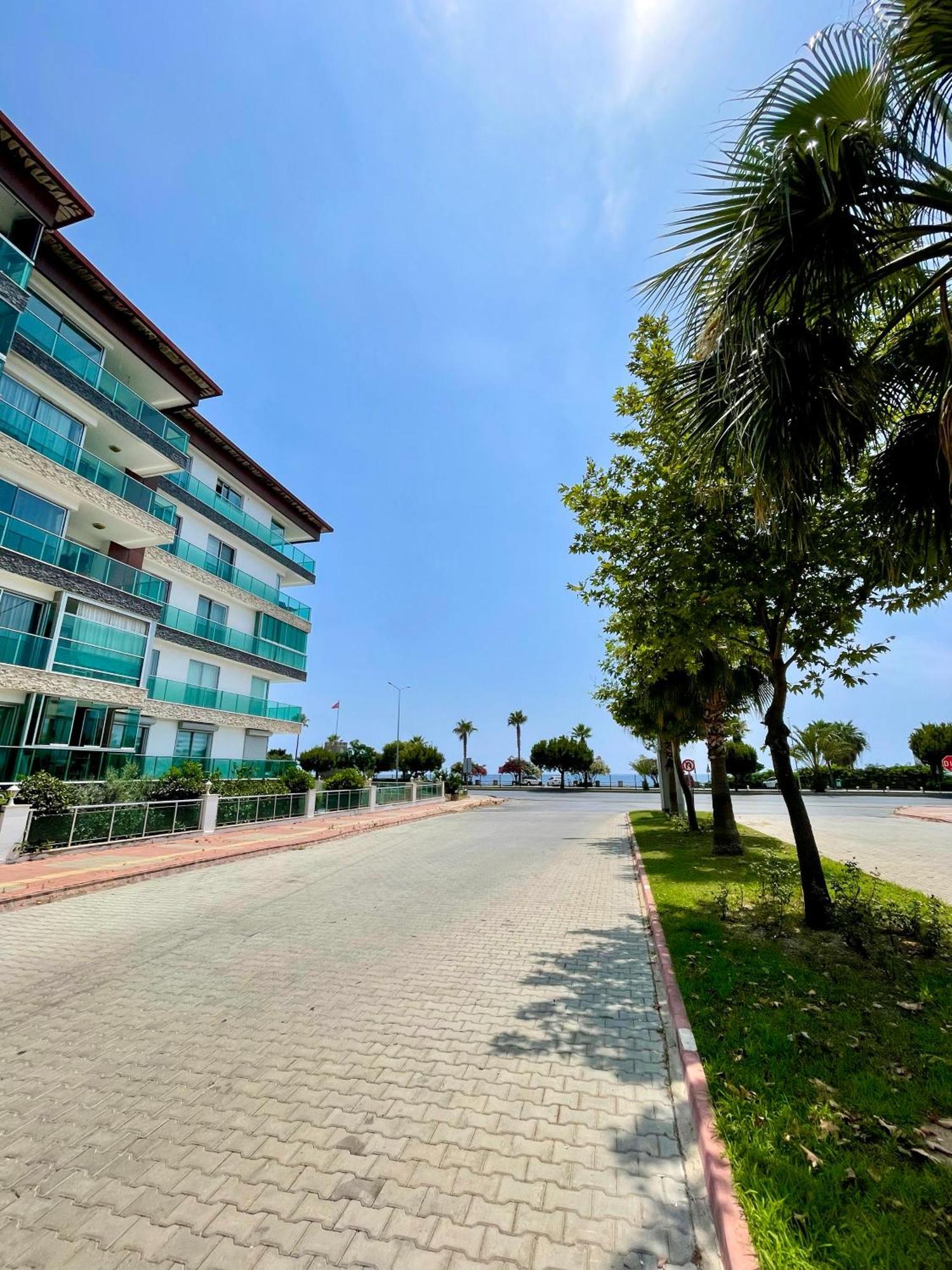 Sa Apartments! 300M To The Beach 알란야 외부 사진